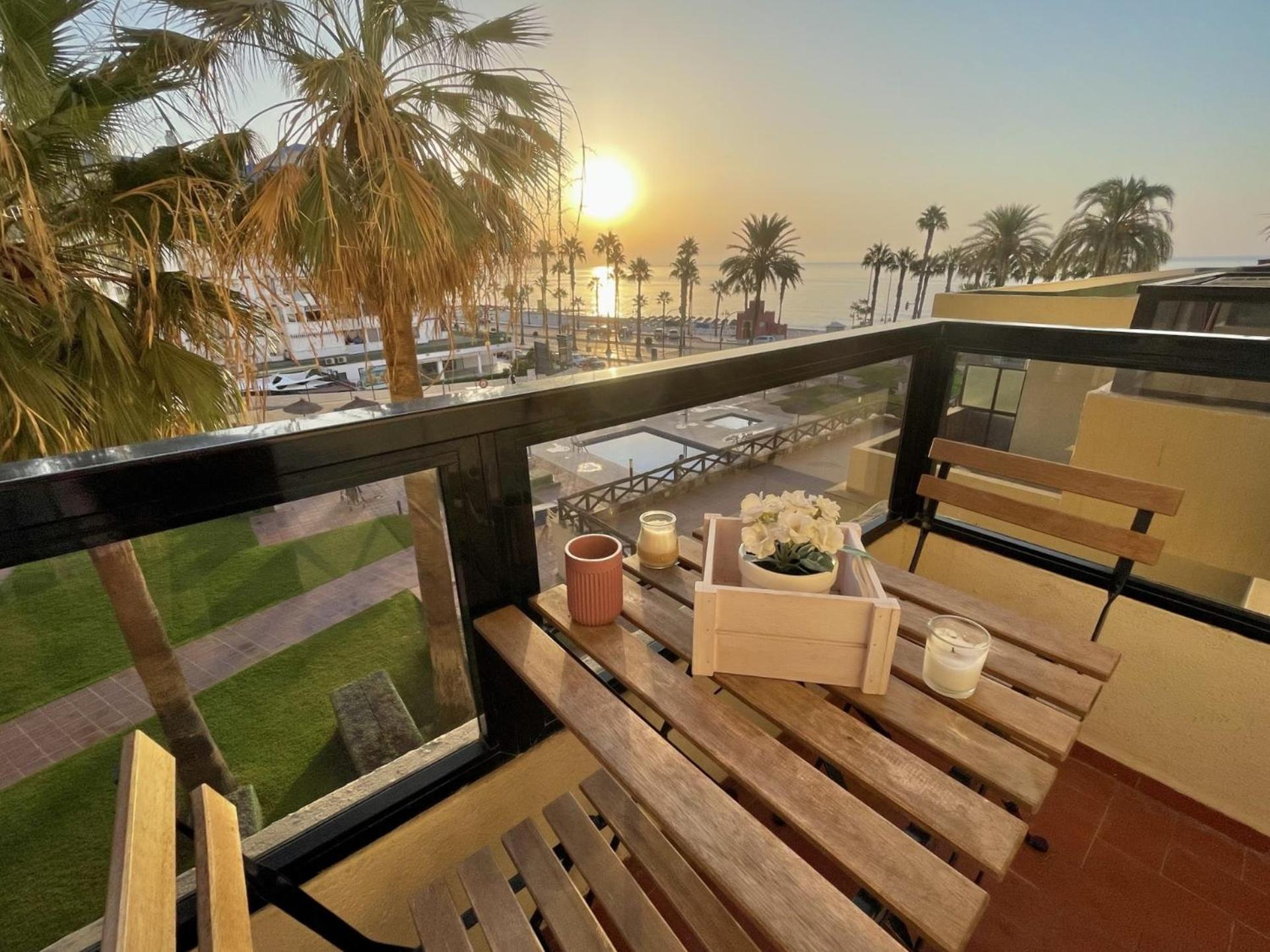 Апартаменти Aloha Playa Vistas Al Mar Бенальмадена Екстер'єр фото